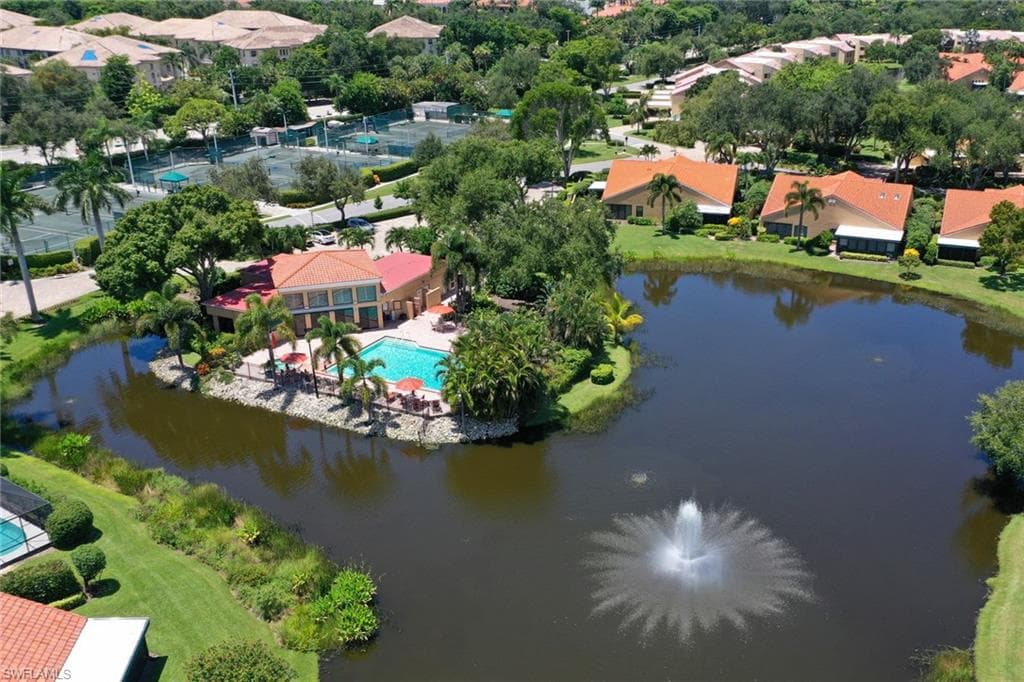 571 Beachwalk CIR # S201, NAPLES FL 34108-31