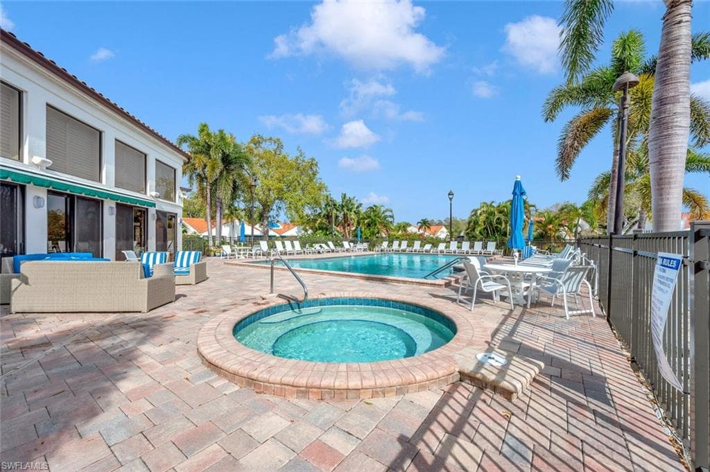 571 Beachwalk CIR # S201, NAPLES FL 34108-18