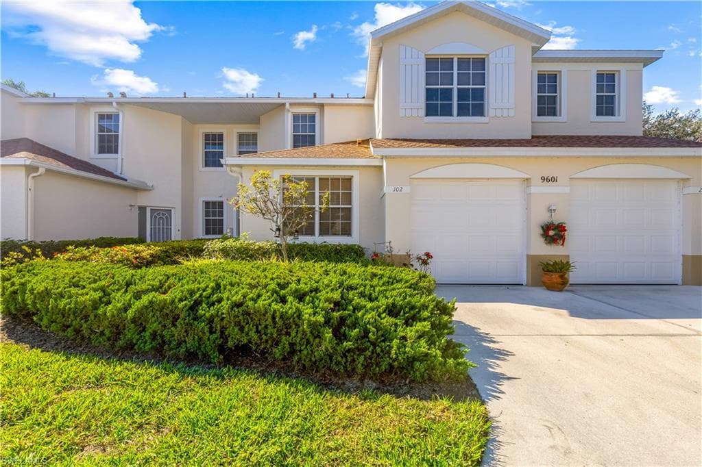 9601 Village View BLVD # 102, BONITA SPRINGS FL 34135-21