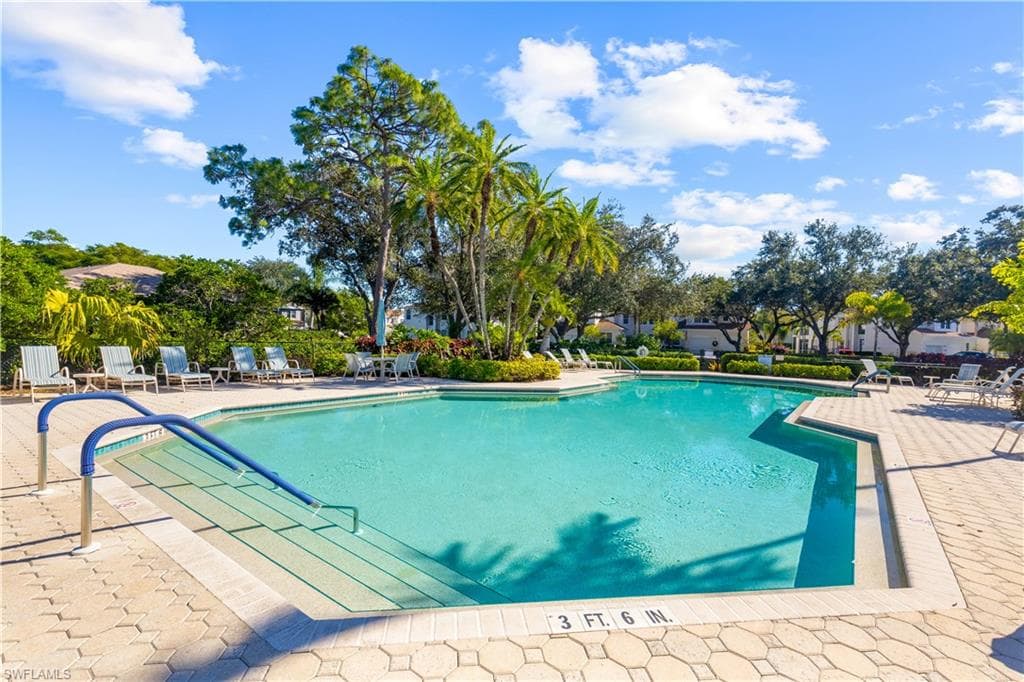 9601 Village View BLVD # 102, BONITA SPRINGS FL 34135-29