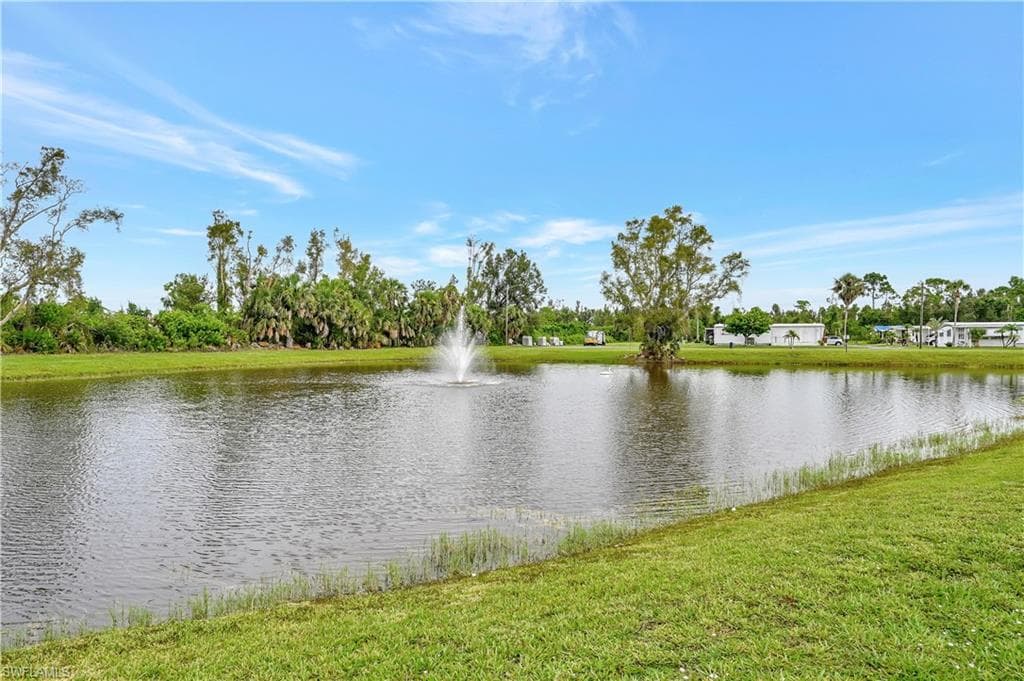 541 Freedom ST, NORTH FORT MYERS FL 33917-29