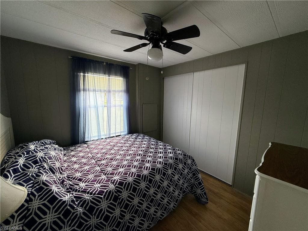 541 Freedom ST, NORTH FORT MYERS FL 33917-17