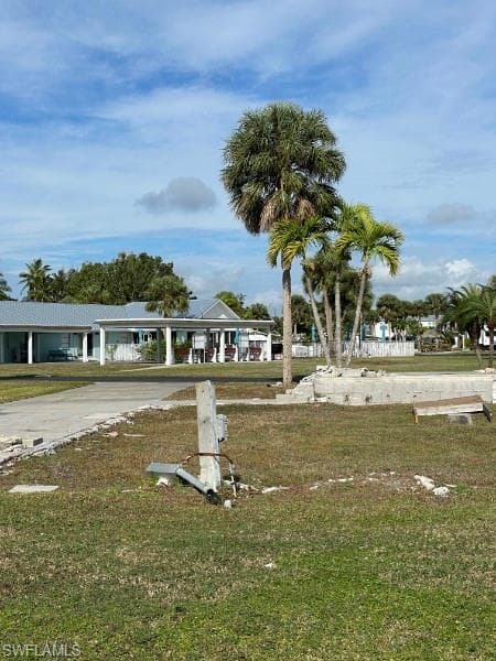 13651 Sora DR, FORT MYERS FL 33908-4