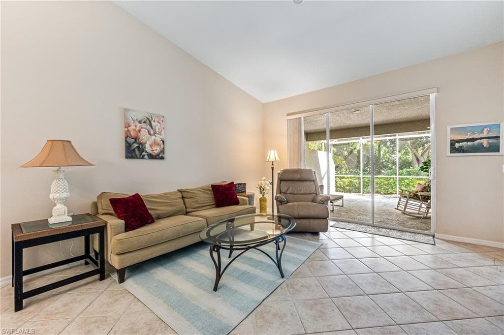 6140 MANDALAY CIR, NAPLES FL 34112-7