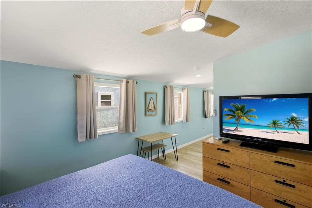 185 Hibiscus DR, FORT MYERS BEACH FL 33931-25