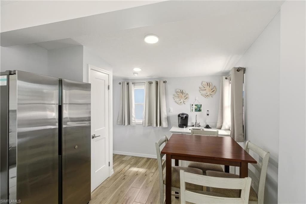 185 Hibiscus DR, FORT MYERS BEACH FL 33931-10