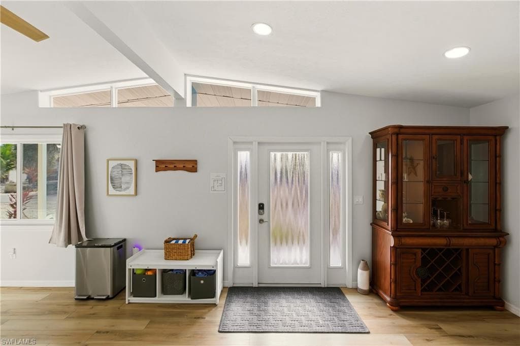 185 Hibiscus DR, FORT MYERS BEACH FL 33931-3