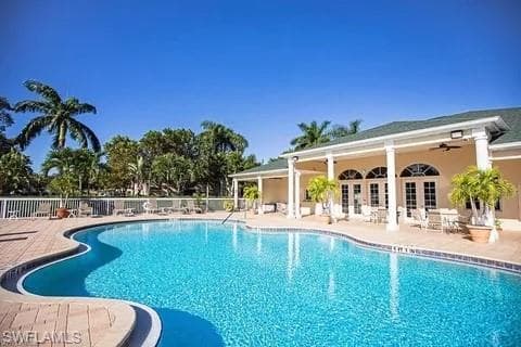 27123 Matheson AVE # 206, BONITA SPRINGS FL 34135-16