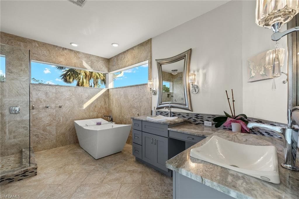 5539 Natoma DR-22