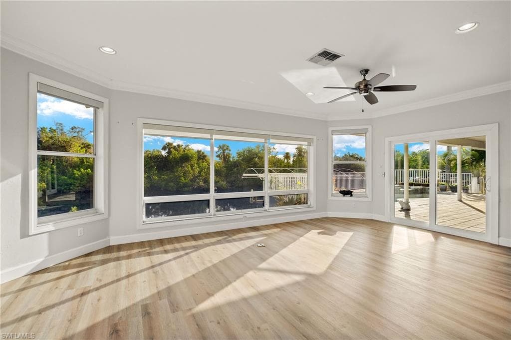 5539 Natoma DR-11