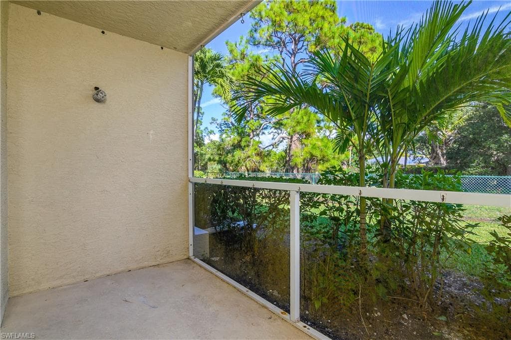 27075 Matheson AVE # 105, BONITA SPRINGS FL 34135-25
