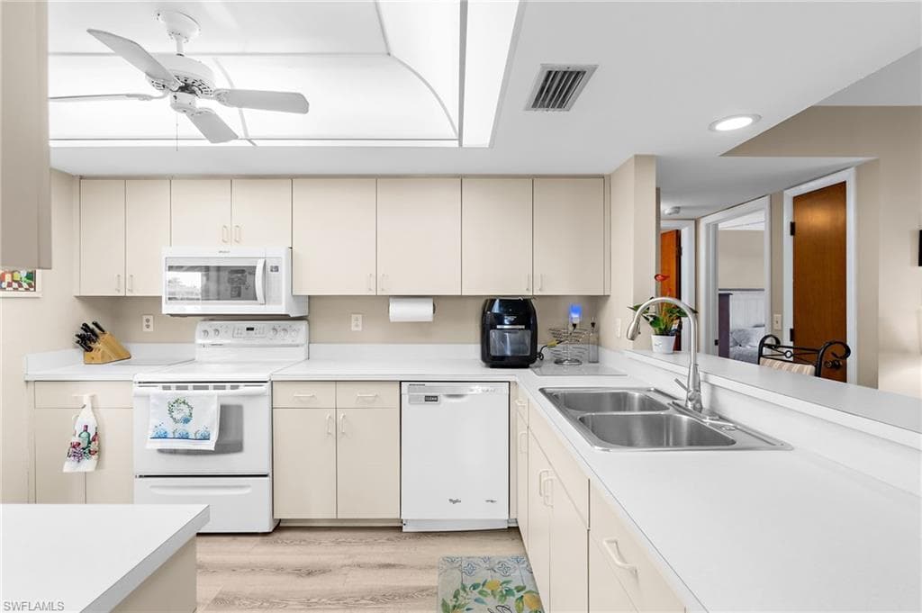 610 Victoria DR # 101C, CAPE CORAL FL 33904-12