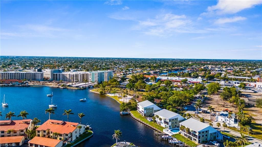 610 Victoria DR # 101C, CAPE CORAL FL 33904-4