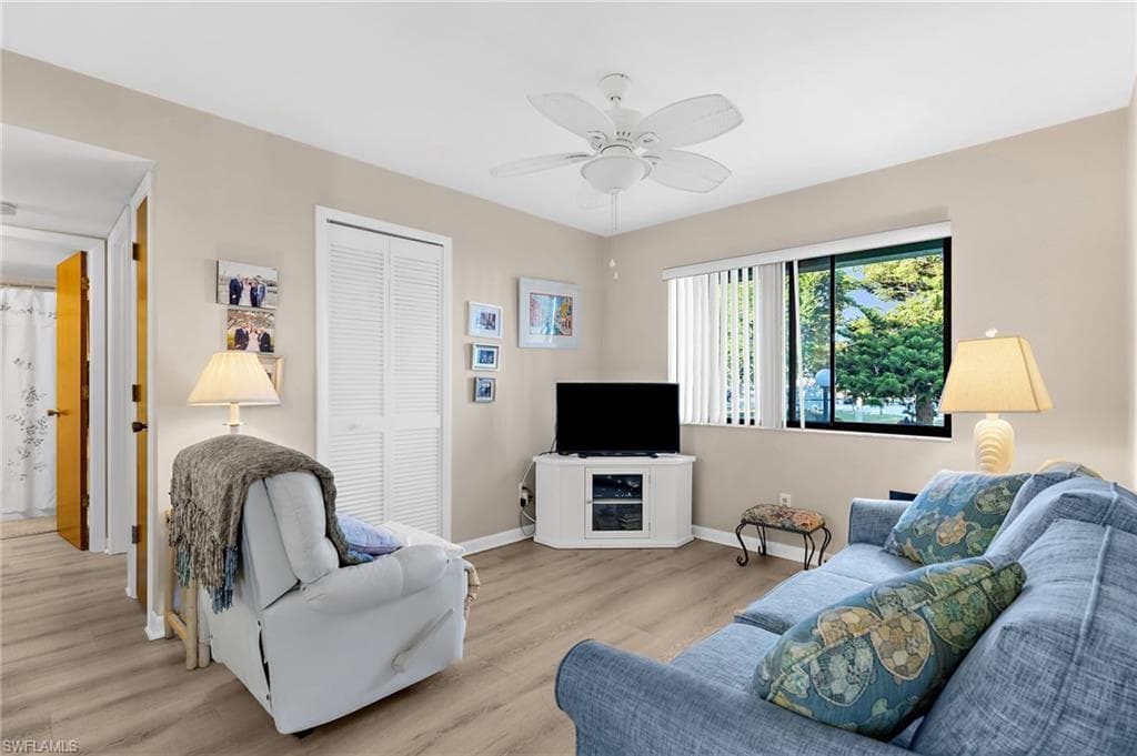 610 Victoria DR # 101C, CAPE CORAL FL 33904-8