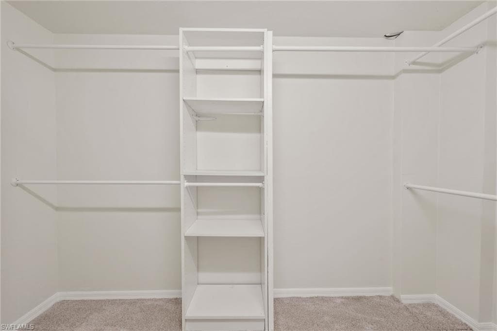 8421 Arborfield CT, FORT MYERS FL 33912-18