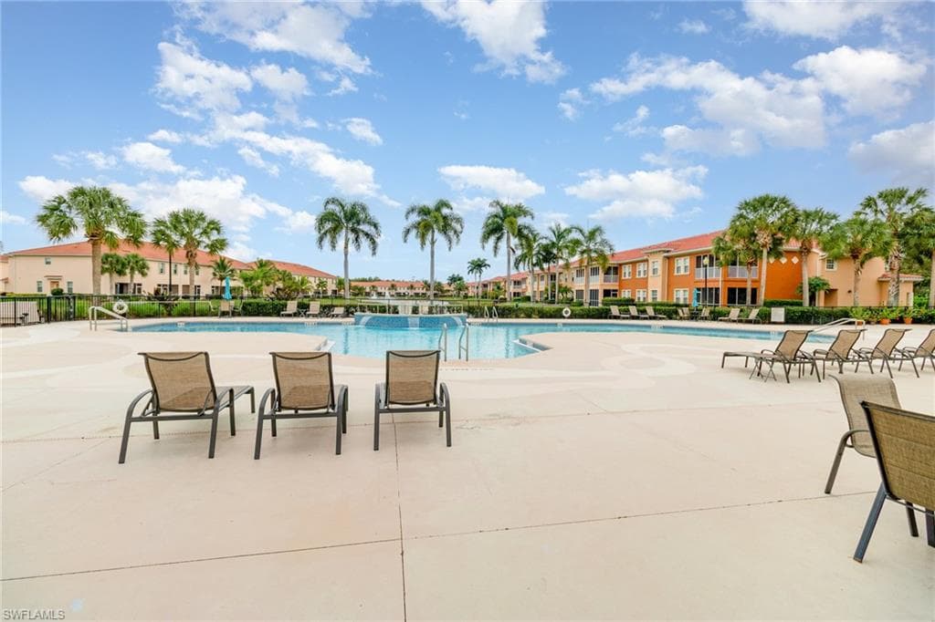 10080 Via Colomba CIR, FORT MYERS FL 33966-27