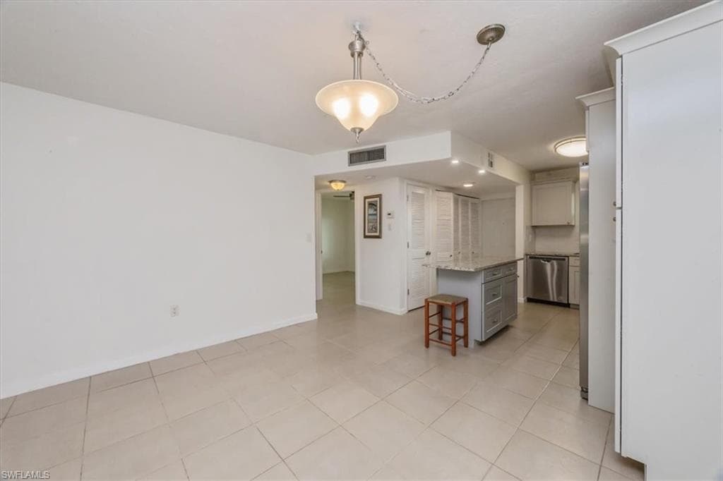 499 Forest Lakes BLVD # 110, NAPLES FL 34105-21