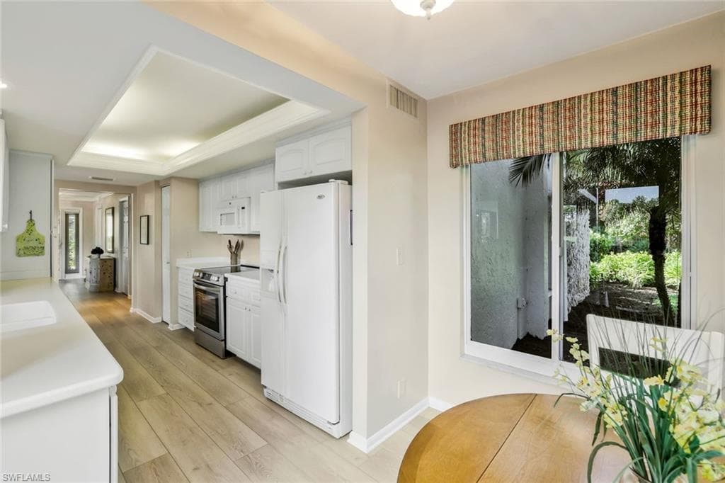 1111 Wildwood LN # 1111, NAPLES FL 34105-5