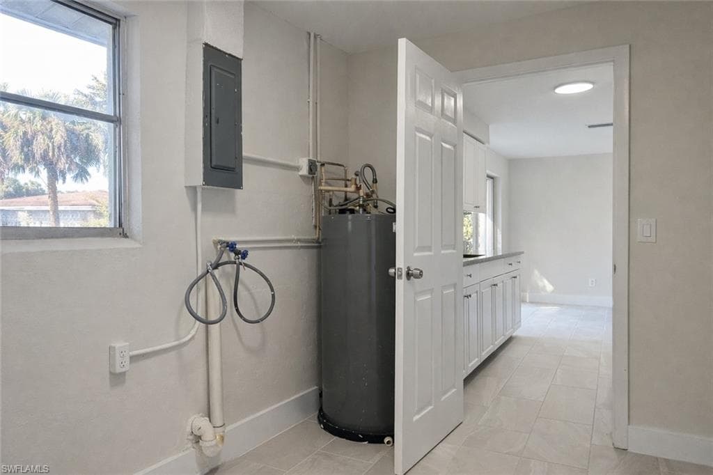 768 Dellena LN, FORT MYERS FL 33905-5