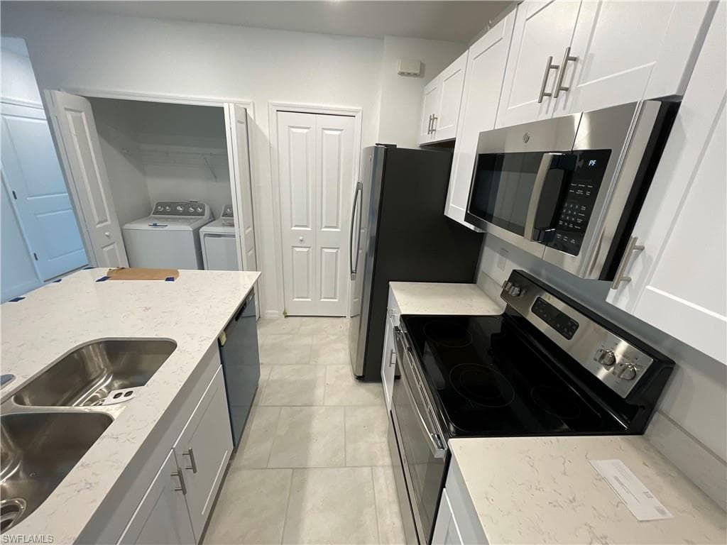 14237 Oviedo PL, FORT MYERS FL 33905-2