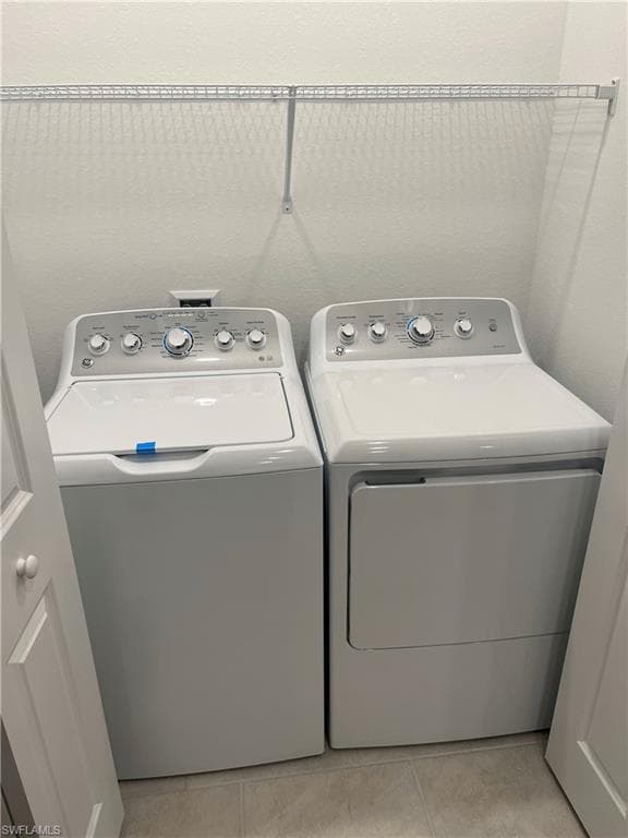 14237 Oviedo PL, FORT MYERS FL 33905-13