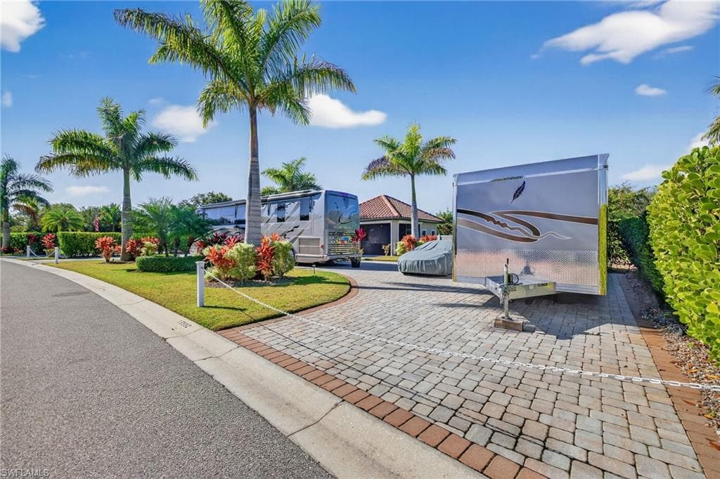 13392 Golden Palms CIR, FORT MYERS FL 33913-28