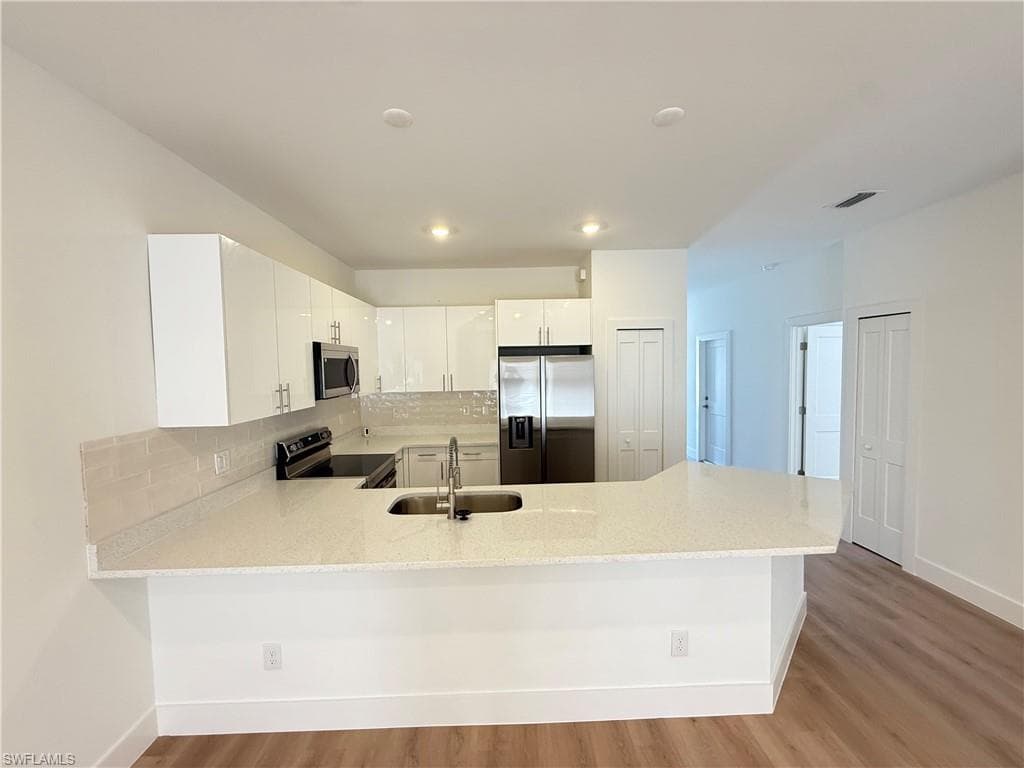 4717 28th ST SW, LEHIGH ACRES FL 33973-2