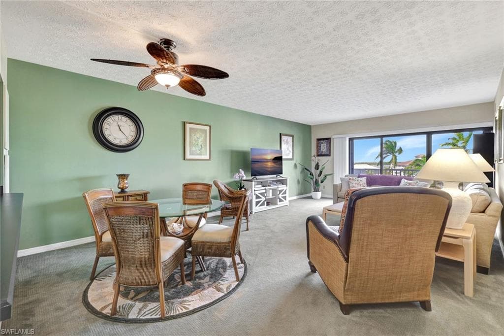 60 Pelican ST W # 401, NAPLES FL 34113-17