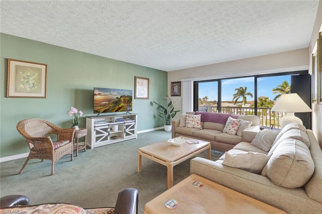 60 Pelican ST W # 401, NAPLES FL 34113-10