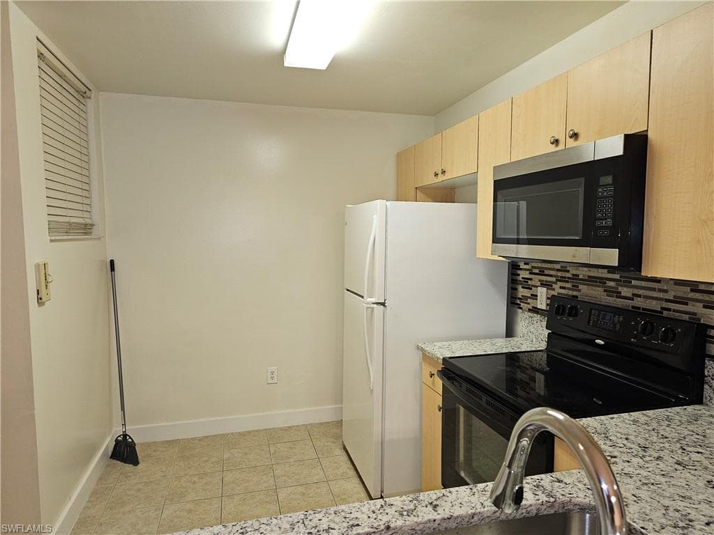 4104 Bellasol CIR # 1312, FORT MYERS FL 33916-19