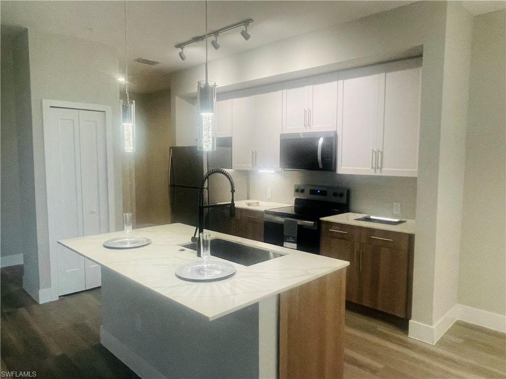 7035 Torino TER # 2206, NAPLES FL 34119-3