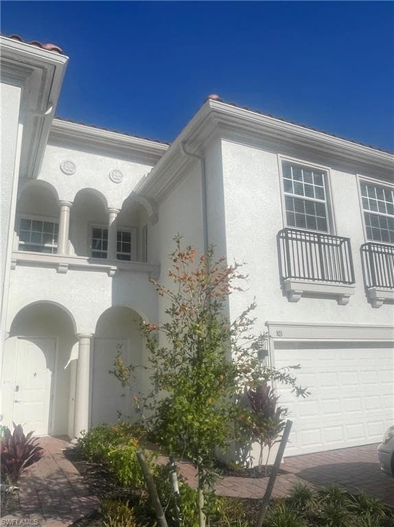 7035 Torino TER # 2206, NAPLES FL 34119-7