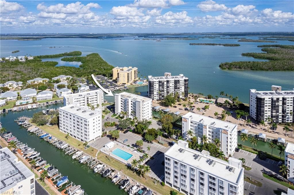 4331 Bay Beach LN 651-26