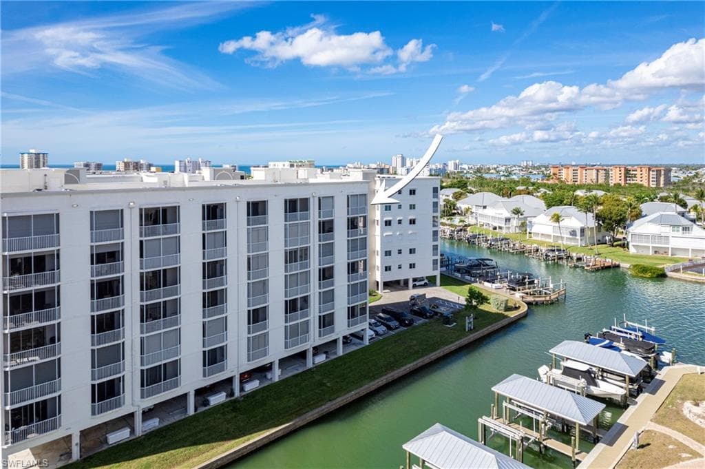 4331 Bay Beach LN 651-23