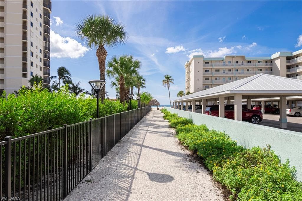 4331 Bay Beach LN 651-34