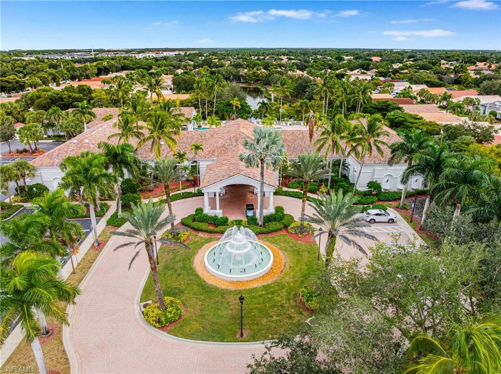 8949 Cascades Isle BLVD, ESTERO FL 33928-39
