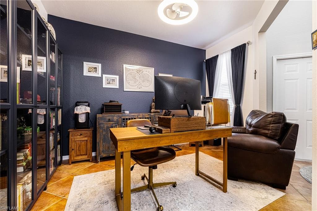 14077 Danpark LOOP, FORT MYERS FL 33912-17