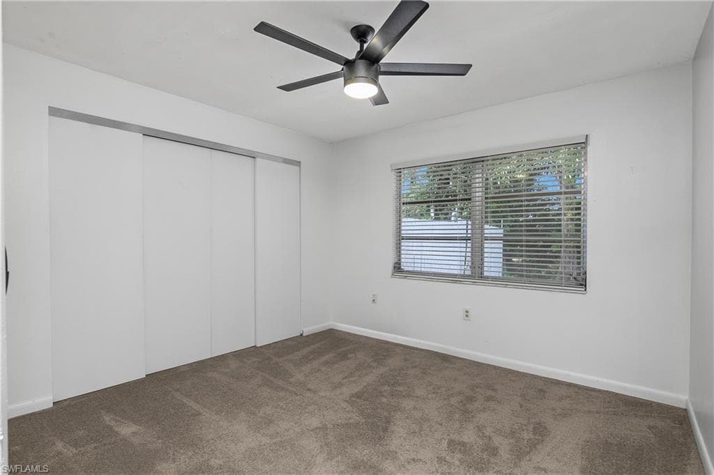 48 Republic DR, NAPLES FL 34112-16