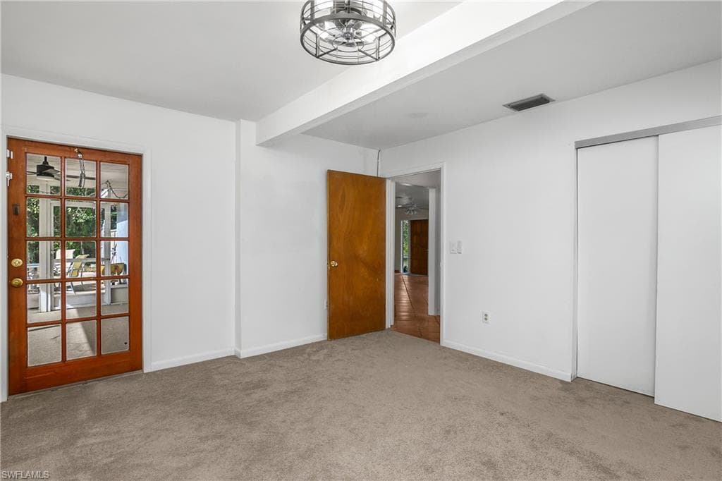 48 Republic DR, NAPLES FL 34112-11