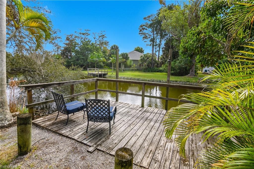 48 Republic DR, NAPLES FL 34112-28