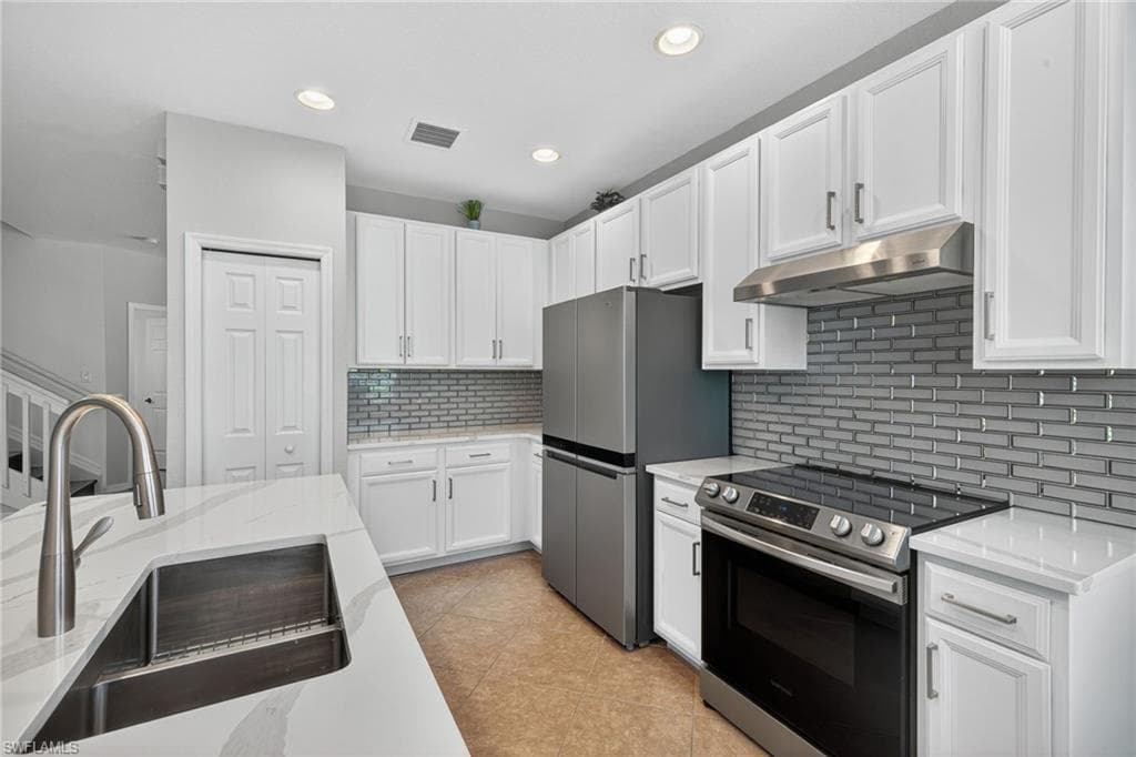 4018 Cherrybrook LOOP, FORT MYERS FL 33966-9