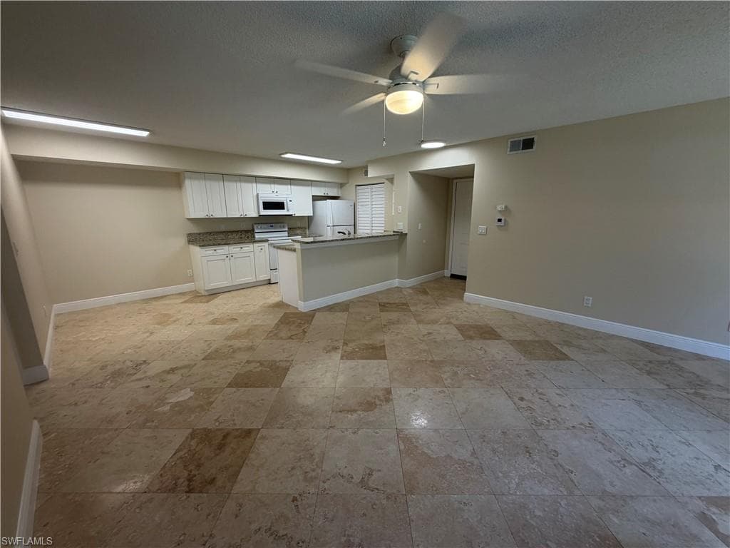 2166 Arbour Walk CIR # 2411, NAPLES FL 34109-3