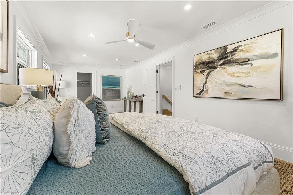 6155 Standing Oaks LN, NAPLES FL 34119-27