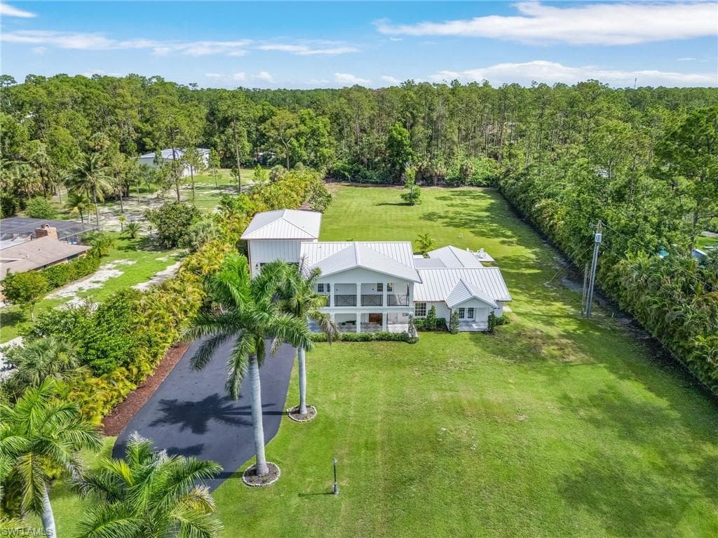 6155 Standing Oaks LN, NAPLES FL 34119-48