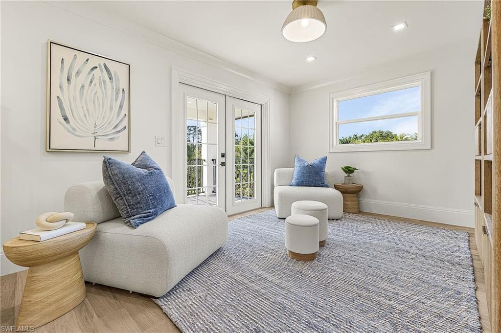 6155 Standing Oaks LN, NAPLES FL 34119-24