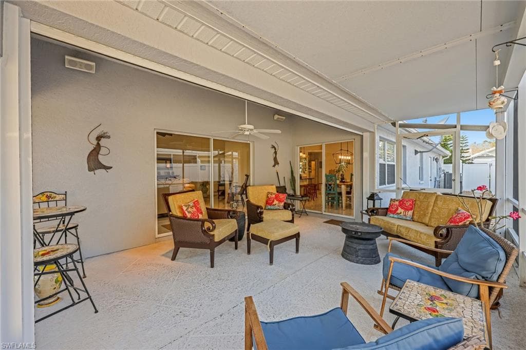 1335 Old Oak LN, NAPLES FL 34110-18