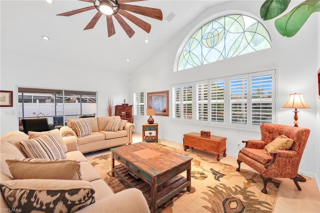 1335 Old Oak LN, NAPLES FL 34110-6
