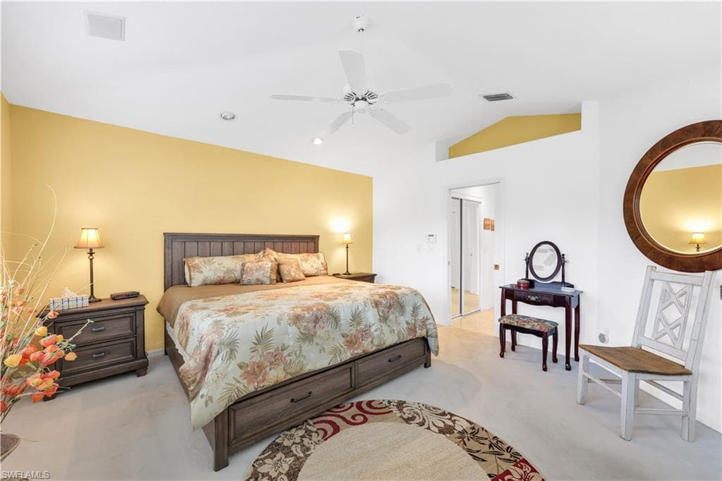 1335 Old Oak LN, NAPLES FL 34110-9