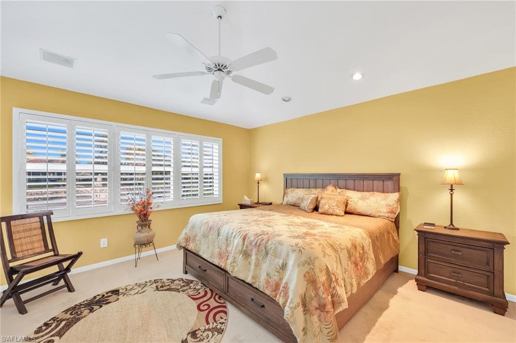1335 Old Oak LN, NAPLES FL 34110-7