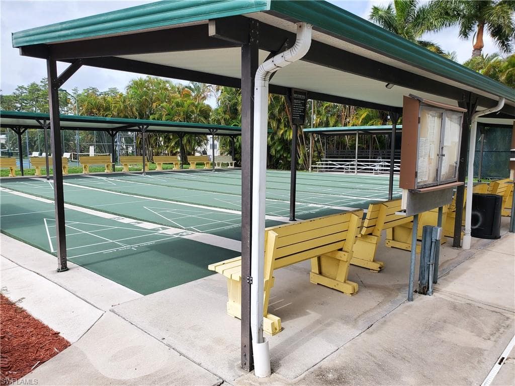 10823 Ani CIR, ESTERO FL 33928-32